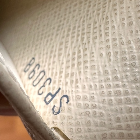 Louis Vuitton Ellise Trifold Azur Small wallet with duster - Picture 7 of 16